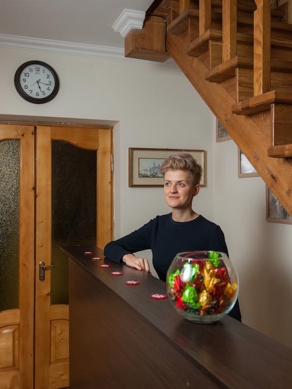 Like Hostel Tjernivtsi Eksteriør billede