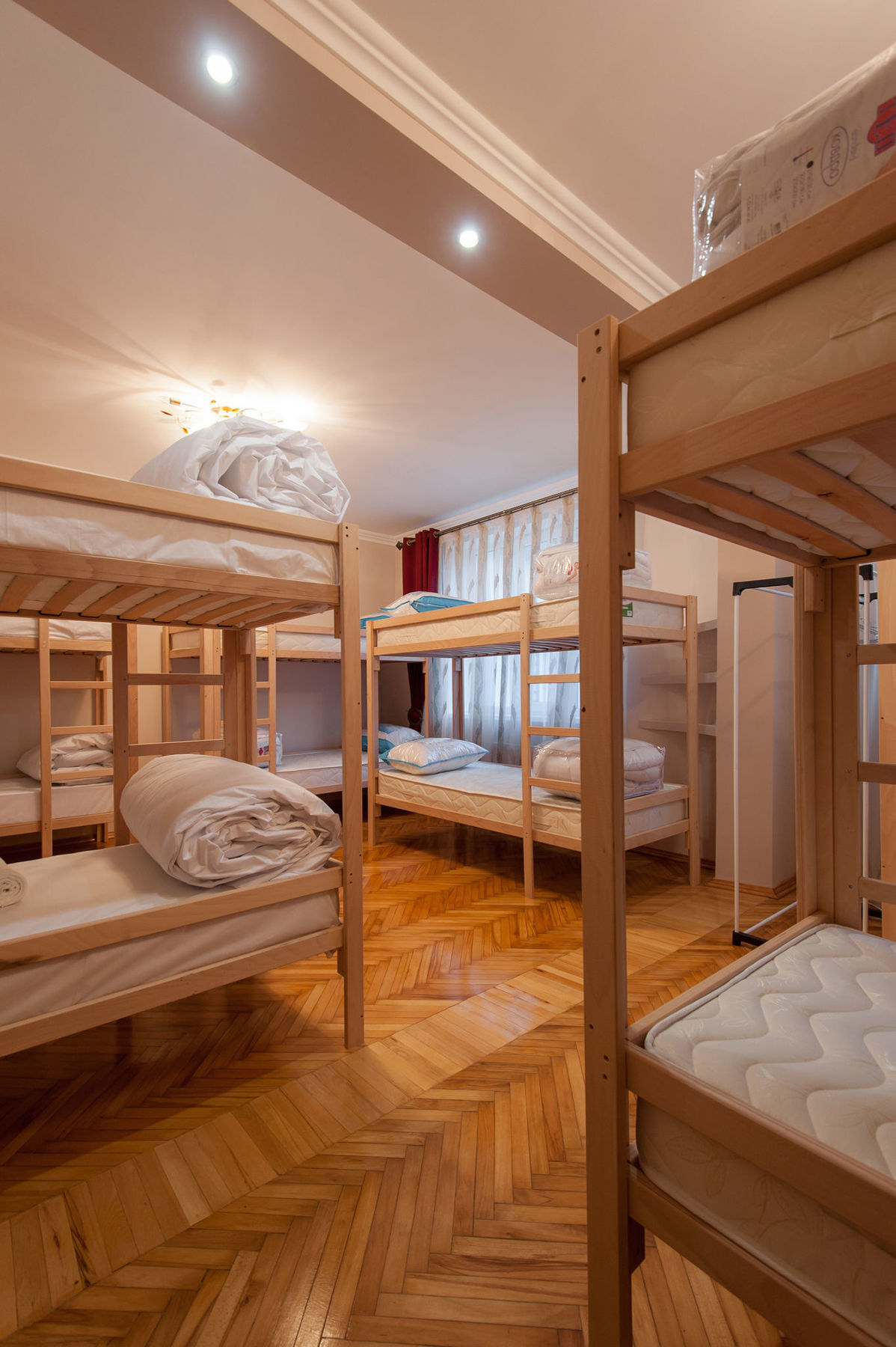 Like Hostel Tjernivtsi Eksteriør billede
